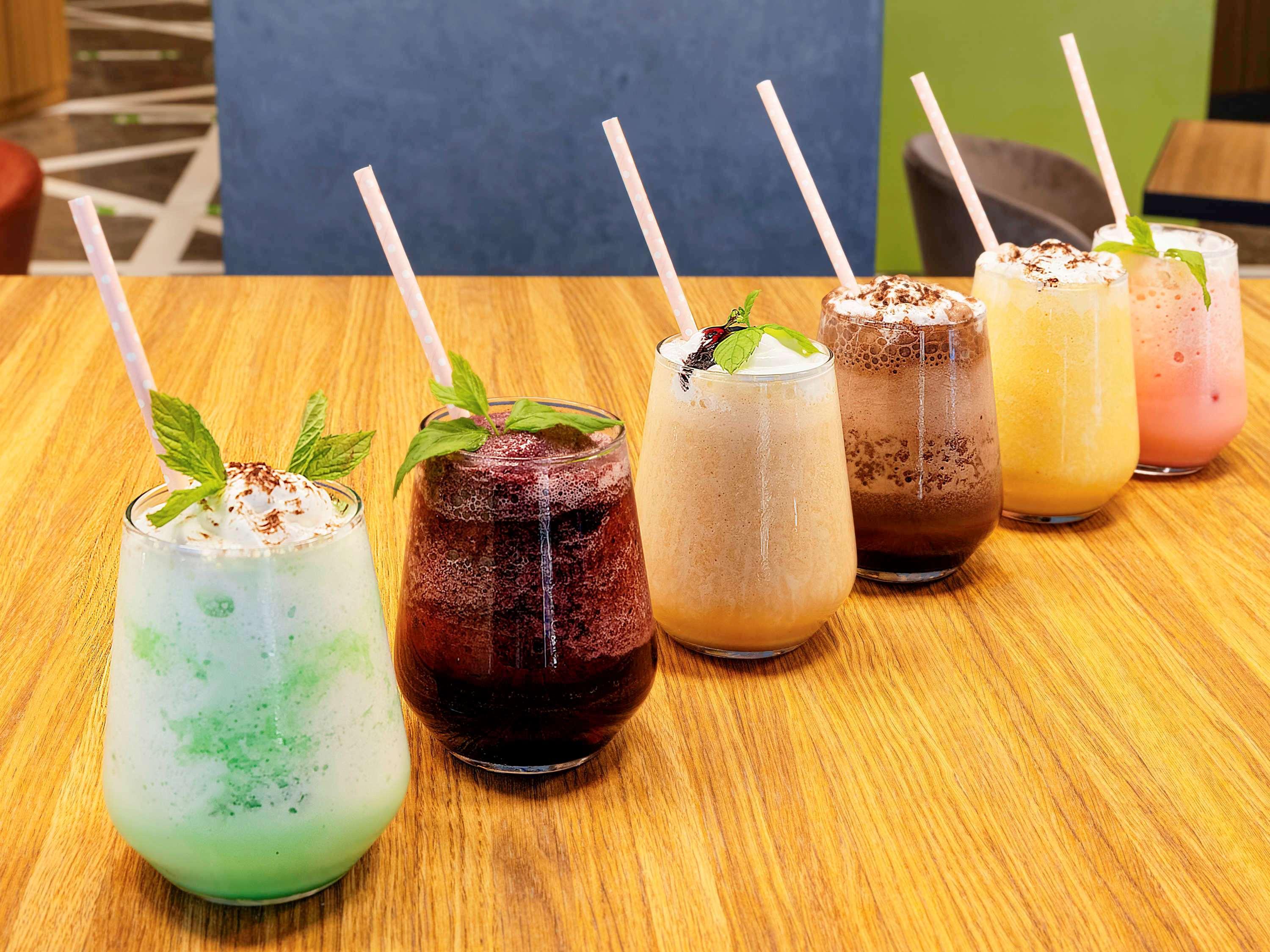 Ibis Styles Istanbul Merter エクステリア 写真 A selection of bubble tea